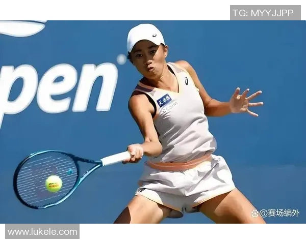 2020法网精彩对决张帅力战科维托娃展现中国网球风采