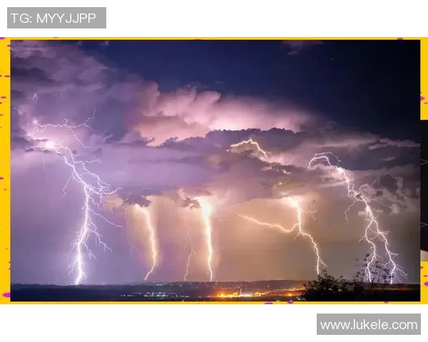 雷霆之力：探索自然现象与现代科技如何揭示雷电奥秘